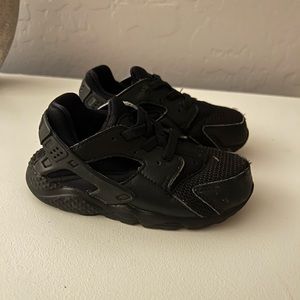 Boy Toddler Nike Huarache Shoes
